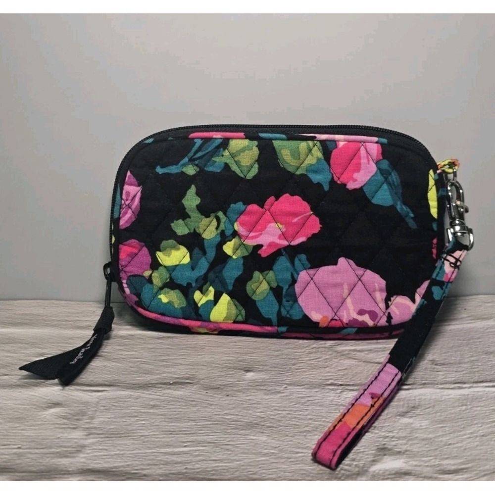 Vera Bradley Tech Case Wristlet Hilo Meadow Floral Quilted Cotton - Picture 2 of 4
